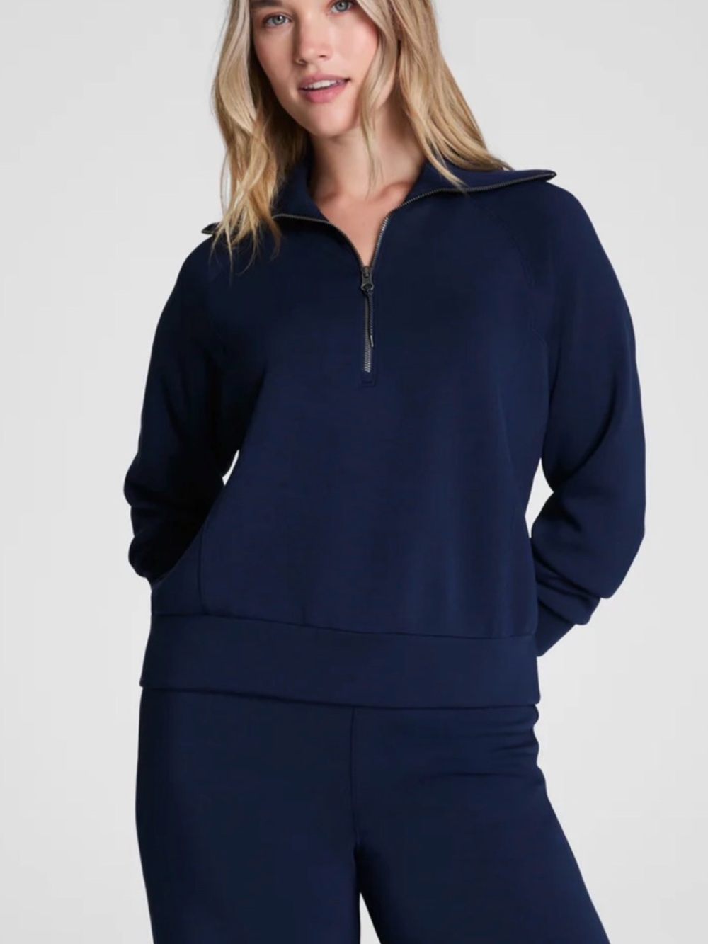 SPANX AirEssentials Half Zip Size medium
